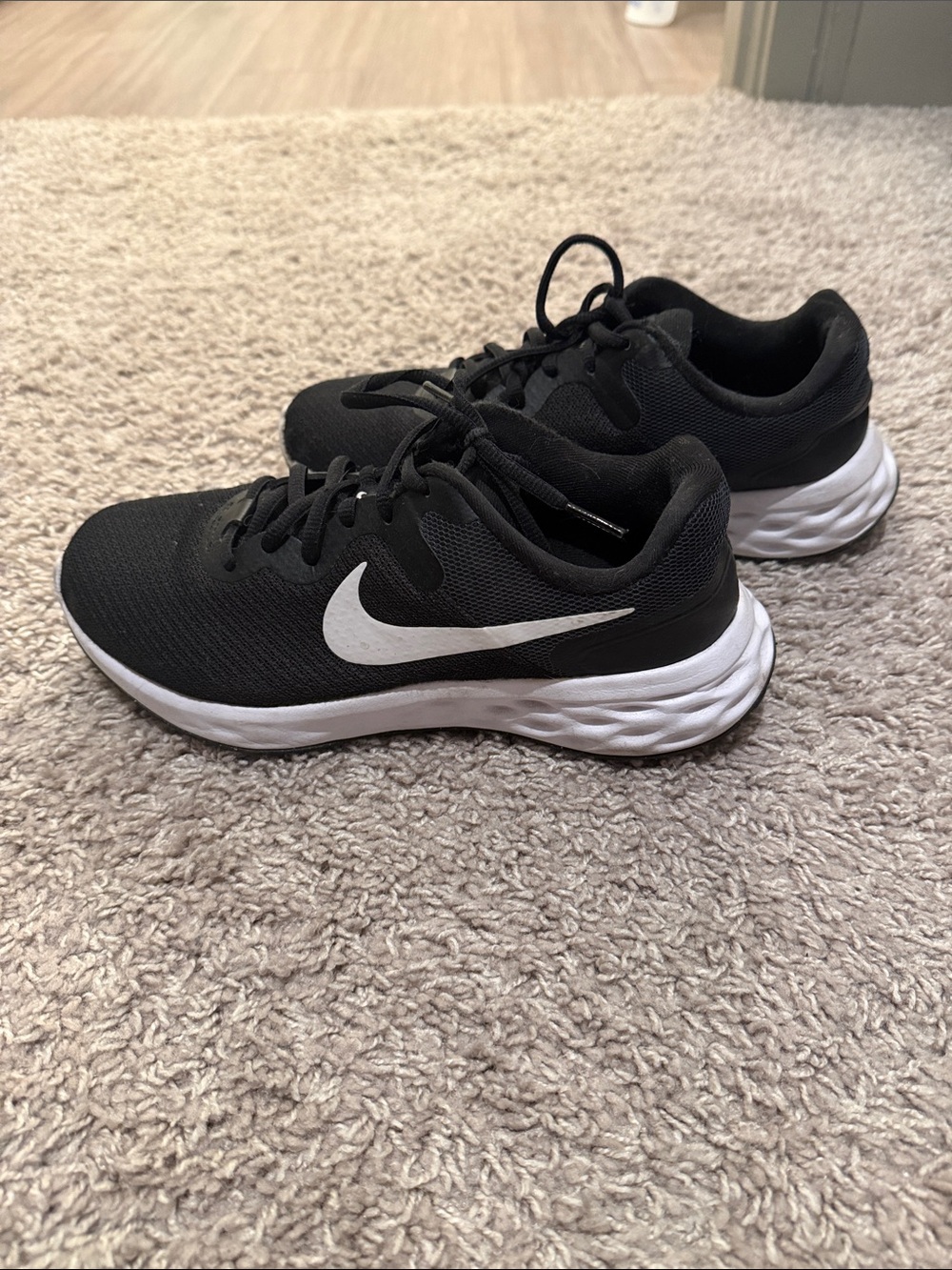 Nike Black Sneakers